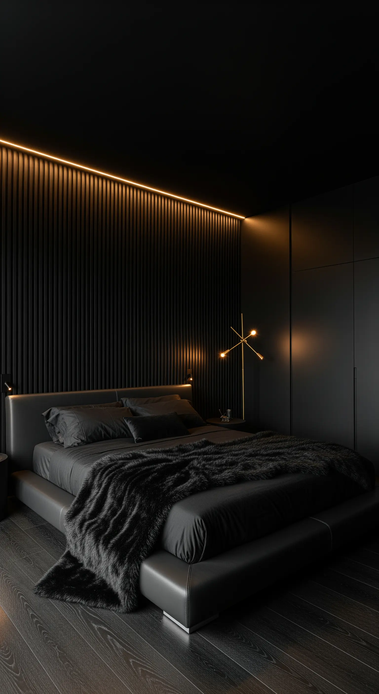 Camera da letto total black con parete cannettata e illuminazione a LED integrata.